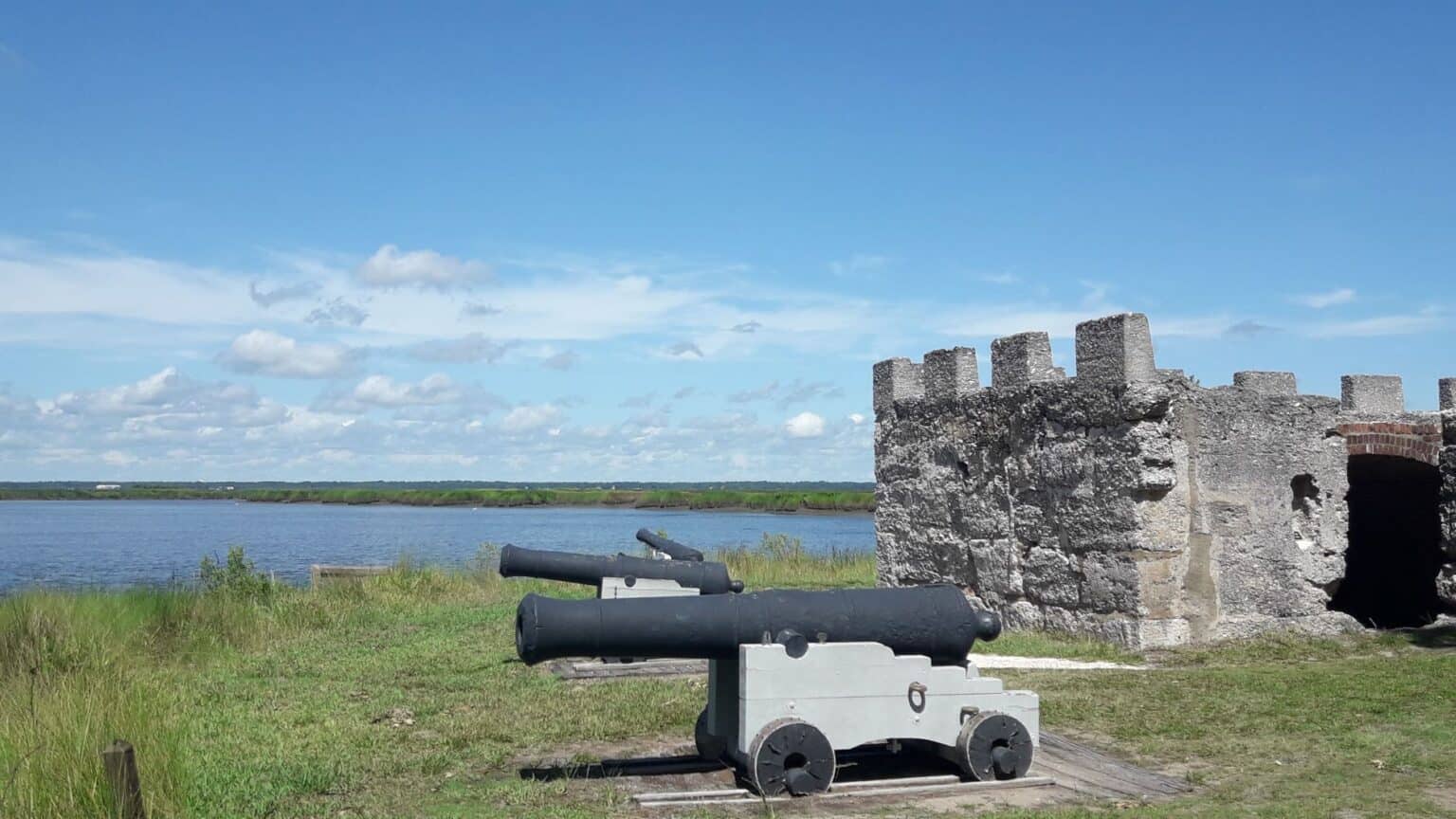 Get Your Guard Up Top 11 Historic Forts Of The Southeast Coast Mollys Old South Tours 8006